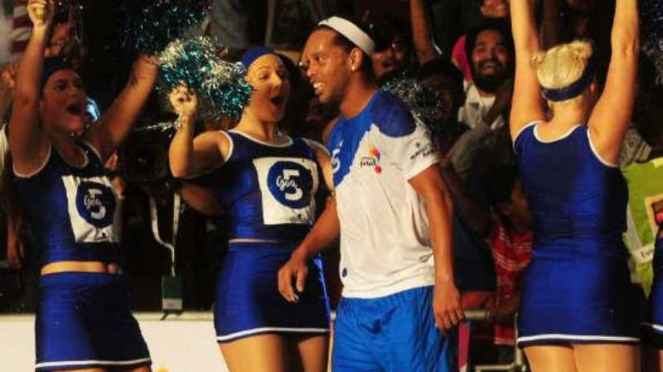 Ronaldinho saat membela tim futsal, Goa 5s
