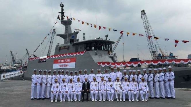 Kapal Perang TNI AL KRI Cakalang 852