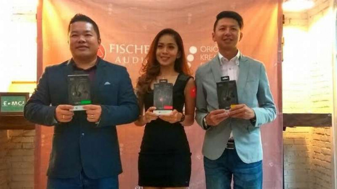 Tiga seri earphone dari Fischer Audio