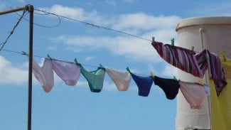 Jual Celana Bekas Masturbasi, Selebgram Raup Ratusan Juta