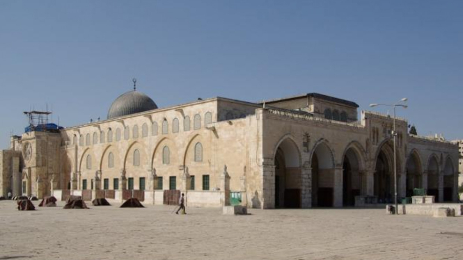 Komplek masjid al Aqsa di Palestina. Situs ini juga bersejarah bagi Yahudi dan Nasrani.