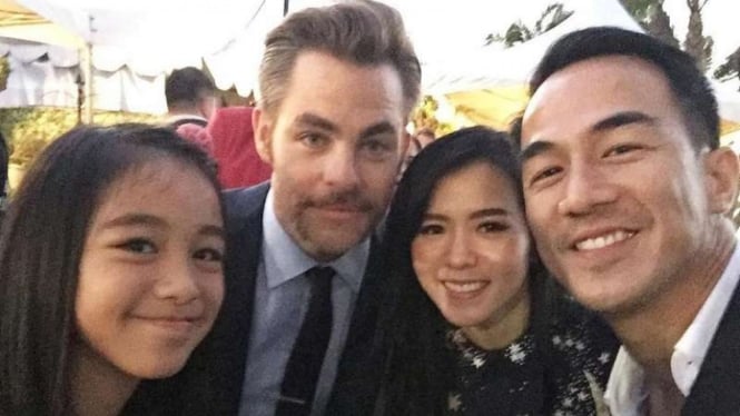 Keluarga Joe Taslim dan Chris Pine