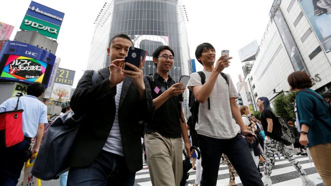 Ilustrasi sejumlah warga Tokyo, Jepang, sedang beraktivitas.