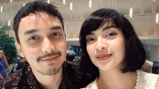 Dimas Aditya dan Tika Bravani