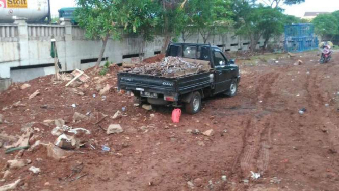 Jembatan Arteri Akses Marunda yang rawan roboh tengah diperbaiki