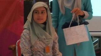 Tutorial Hijab Sederhana untuk Remaja