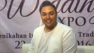 Tren Pakaian Wanita 2017 Versi Ivan Gunawan