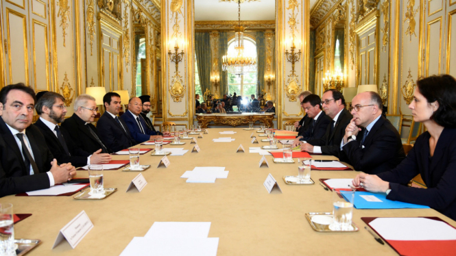 Presiden Prancis bertemu pemuka agama