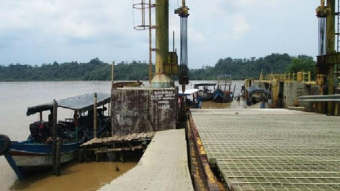 Pelabuhan penyeberangan di Pangandaran ditutup sementara, Kamis, 28 Juli 2016.