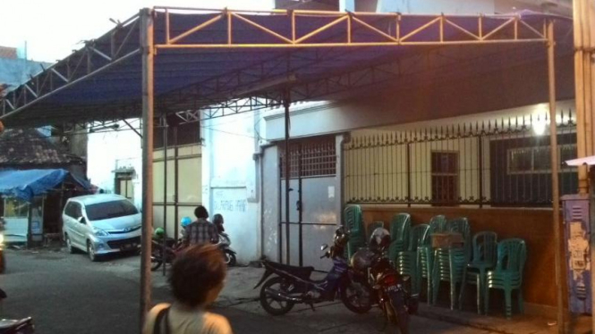 Rumah Freddy Budiman, terpidana mati kasus penyalahgunaan narkotik, di Krembangan Baru 6A, Krembangan, Surabaya, Jawa Timur, pada Kamis, 28 Juli 2016.