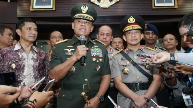 Panglima TNI Gatot Nurmantyo dan Kapolri Jenderal Tito Karnavian