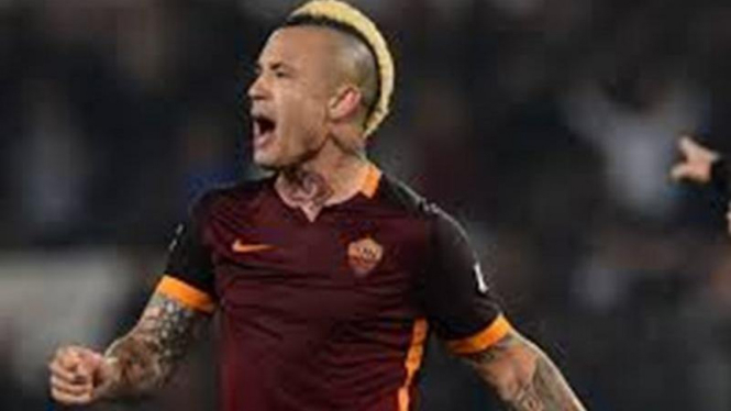 Gelandang AS Roma, Radja Nainggolan