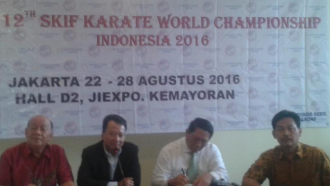 Konferensi pers kejuaraan karate