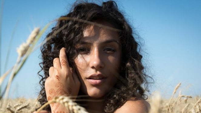 Mujeres con cabello ondulado