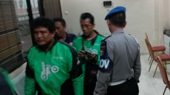 Pengemudi Gojek melaporkan kasus penganiayaan ke Polres Depok.