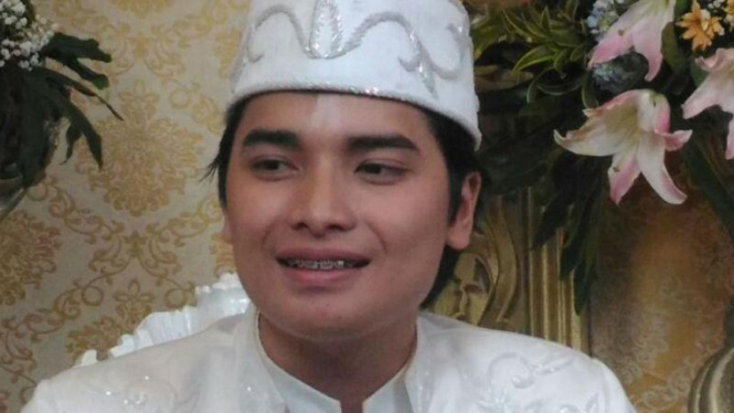 Putra sulung Arifin Ilham, Muhammad Alvin Faiz (17)