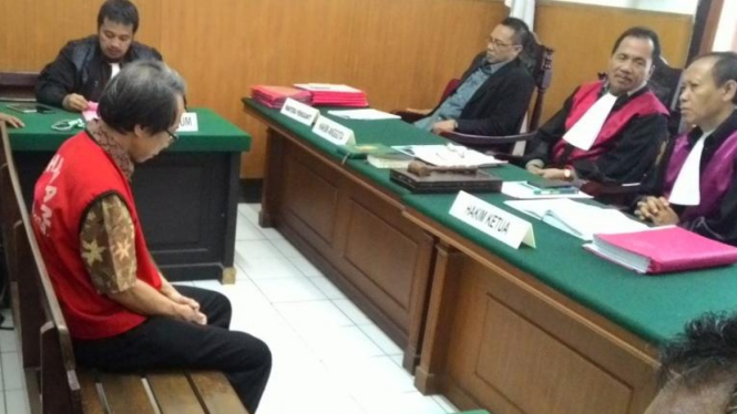 Dokter Lapas Surabaya penjual narkotika