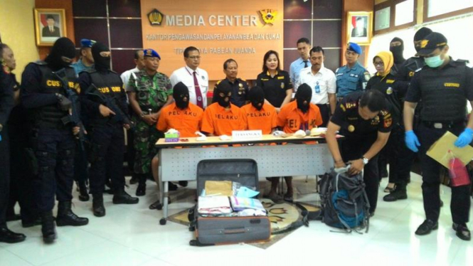 Pengungkapan penyelundupan narkotika di Bandara Juanda Surabaya
