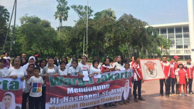 Gerakan Rakyat Untuk Hasnaeni (Geruh) menggelar aksi pengumpulan tanda tangan