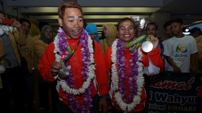 Lifter Indonesia, Eko Yuli Irawan dan Sri Wayhuni Agustiani