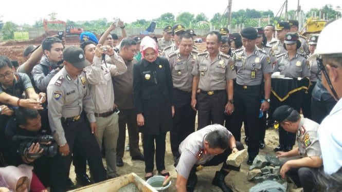 Peletakan batu pertama Polres Tangerang Selatan