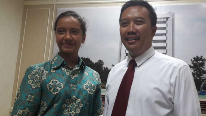 Gloria Natapraja Hamel dan Menpora Imam Nahrowi