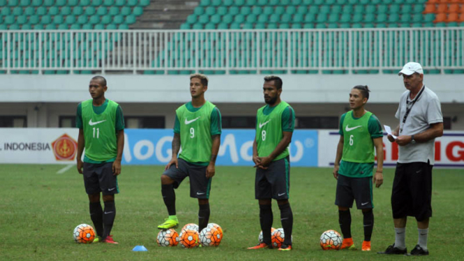 Latihan Timnas Indonesia.