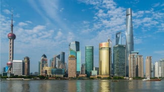 Mobil Van Tabraki Pejalan Kaki di Shanghai, 18 Jadi Korban