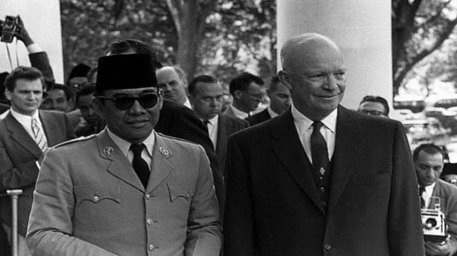 Presiden Soekarno dan Presiden AS ke-34, Eisenhower.