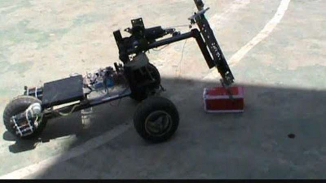 robot penjinak bom buatan siswa SMK