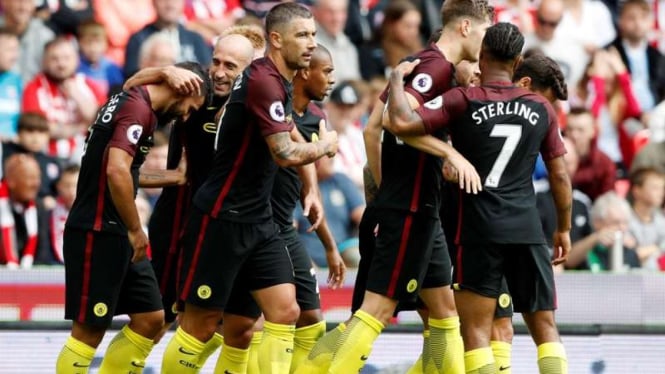 Pemain Manchester City saat merayakan gol Sergio Aguero