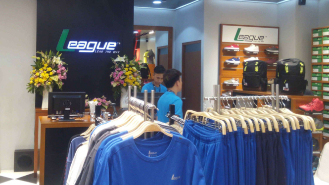 League Store di Plaza Indonesia