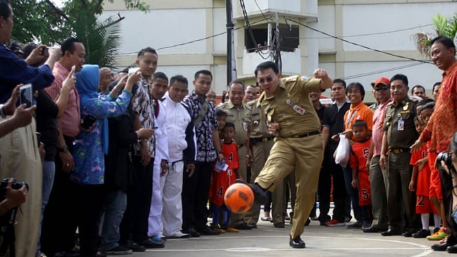 Ahok Resmikan Ruang Publik Terpadu Ramah Anak di Rusun Cibesel