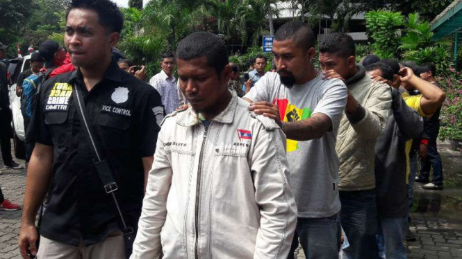Preman dilibatkan dalam sengketa kampus Trisakti, Grogol, Jakarta Barat.