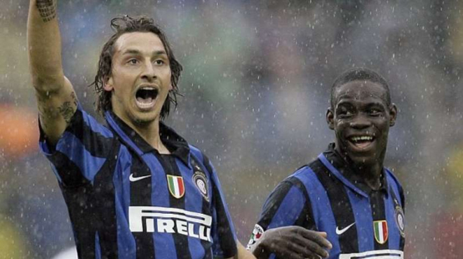 Zlatan Ibrahimovic dan Mario Balotelli saat masih memperkuat Inter Milan