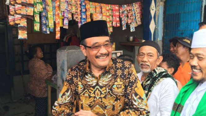 Wagub DKI Djarot Saiful Hidayat mengunjungi kawasan Koja, Jakarta Utara