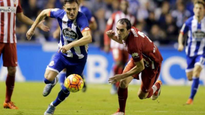 Striker Deportiva La Coruna Lucas Perez (kiri)