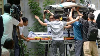 Bos Lotte Tewas Gantung Diri dengan Dasi