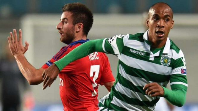 Joao Mario saat masih membela Sporting Lisbon (kostum putih hijau)