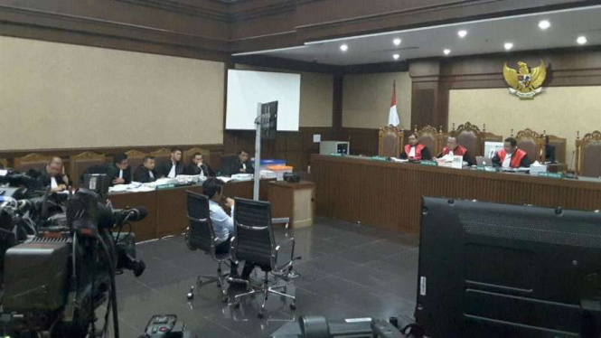 Dokter RS Abdi Waluyo menjadi saksi dalam sidang Jessica, Senin, 29 Agustus 2016