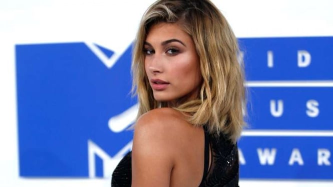 Hailey Baldwin