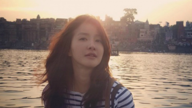 Lee Si Young.