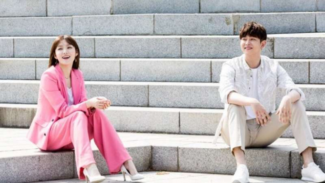 Lee Sung Kyung dan Yoon Kyun Sang