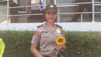 Tips Tampil Cantik Ala Polwan