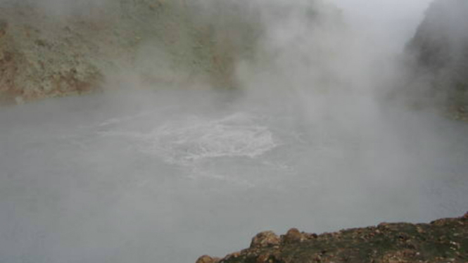 Boiling Lake di Morne Trois Pitons National Park, Republik Dominika