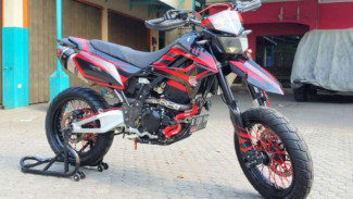 Gaya Pengusaha Tanah Air Modifikasi Kawasaki D-Tracker