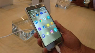 Asus Zenfone 3 untuk Tantang Oppo F1 Plus