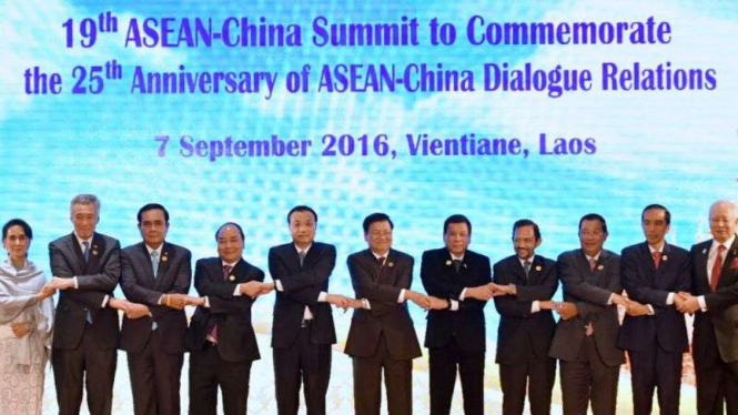 Para pemimpin negara ASEAN dalam KTT di Laos, 6-8 September 2016.