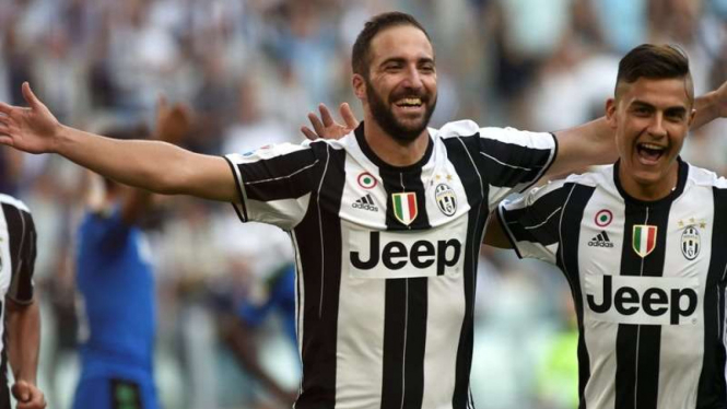 Striker Juventus, Gonzalo Higuain (kiri)