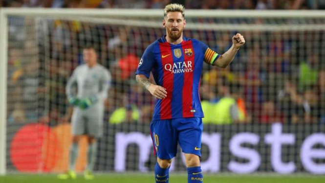 Striker Barcelona, Lionel Messi rayakan gol